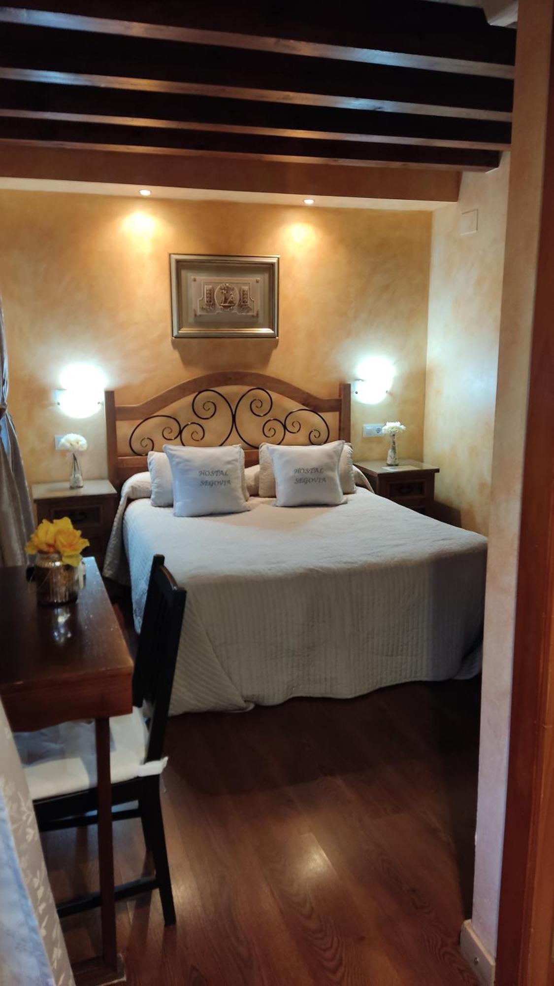 Hostal Segovia Adults Only Kamer foto
