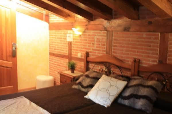 Hostal Segovia Adults Only Buitenkant foto